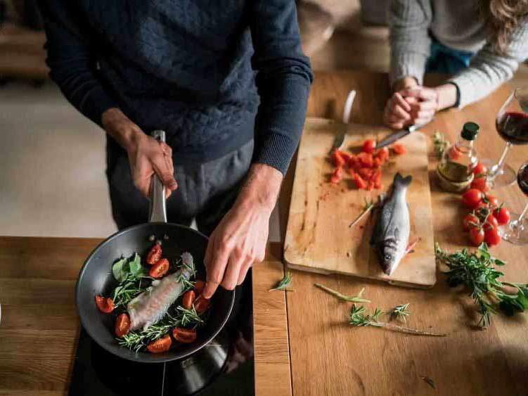 7 ways to cut down spending - cooking fish